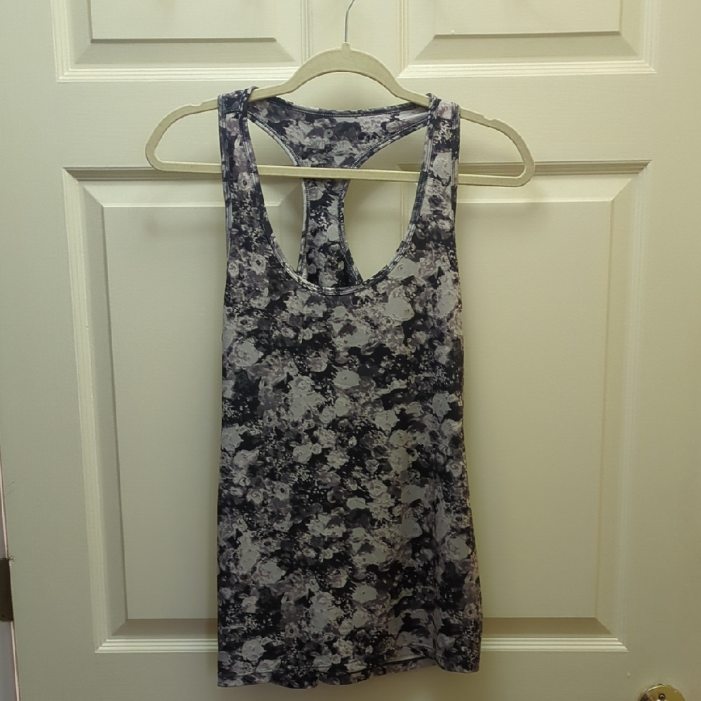 90 Degree By Reflex Black and White Floral Tank Top